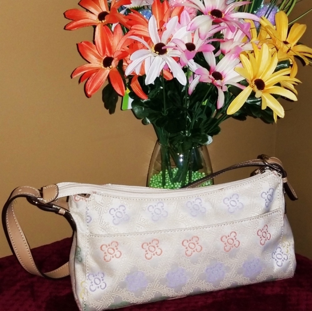 Liz & co Purse - Picture 2 of 8